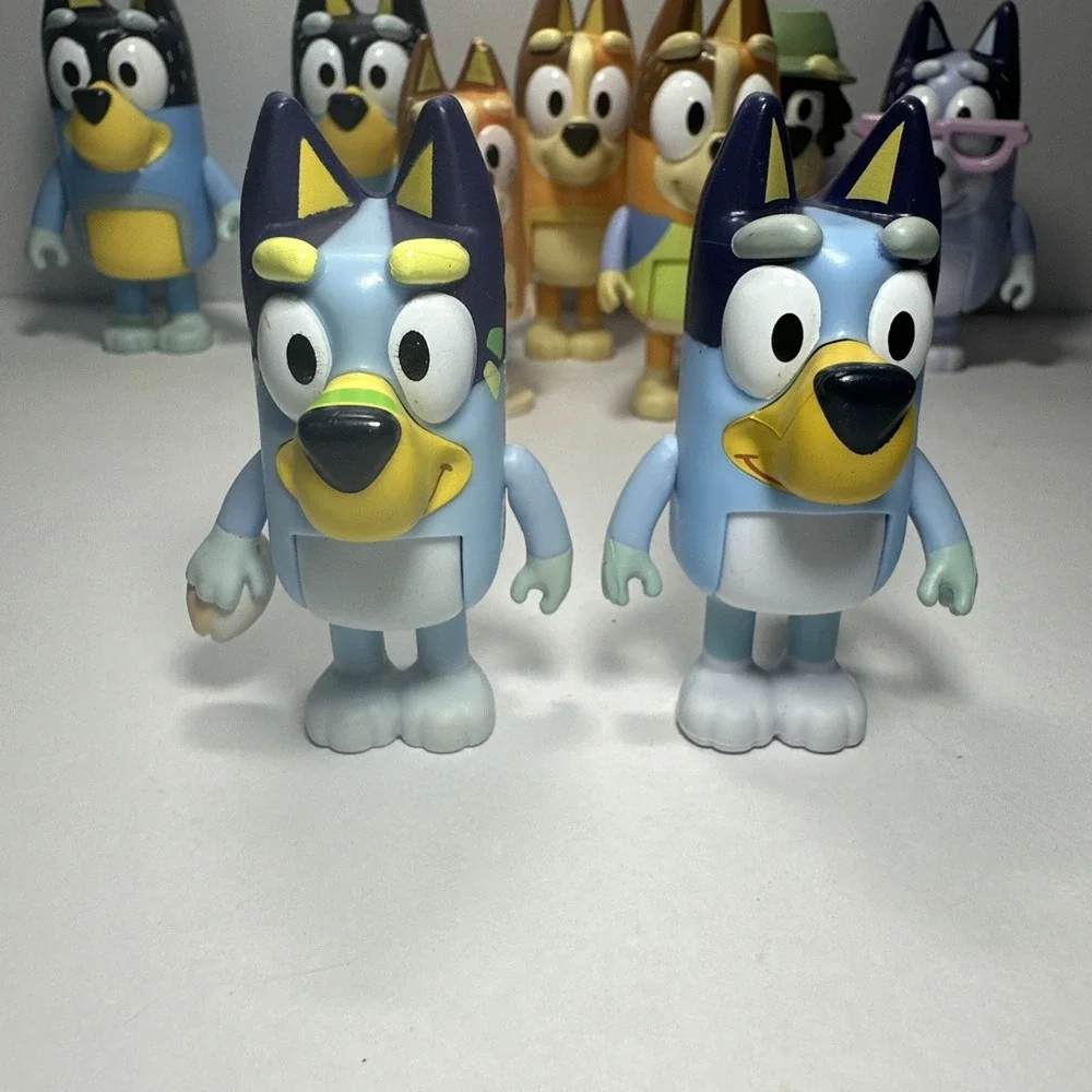 Bluey and Friends Family Figures Toys Lot of 16 Figures